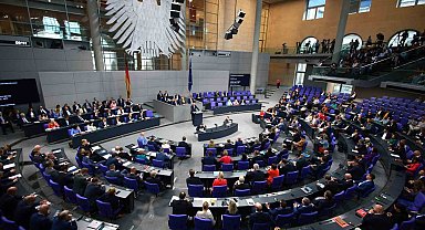 Almanya Başbakanı Merz: "Ukrayna'daki savaşın çözümünde diplomatik yollar tükendi"