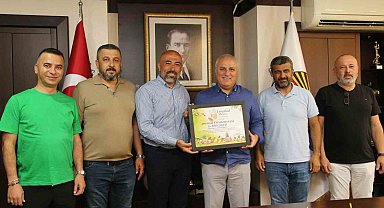 ALTSO Başkanı onursal üye oldu