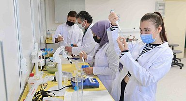 Anadolu Üniversitesi ara eleman değil, aranan mezunlar yetiştiriyor