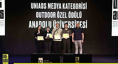 Anadolu Üniversitesi öğrencilerine "UNIADS 2025"ten ödül
