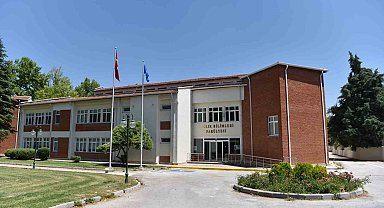 Anadolu Üniversitesi Sağlık Bilimleri Fakültesi alanında uzman personelleri başarıyla yetiştiriyor