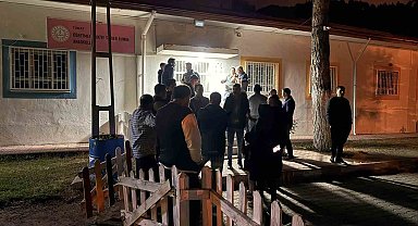 Anaokulu kayıt yoğunluğu velileri geceden sıraya soktu