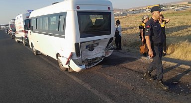 Ankara'da otomobil işçi servisine arkadan çarptı: 1 ölü, 12 yaralı