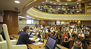 Antalya Büyükşehir Belediyesi Başkan Vekili Büşra Özdemir oldu