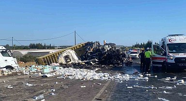 Antalya'da iki tır çarpıştı: 1 ölü, 1 yaralı