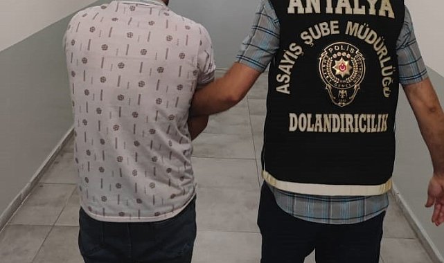 Antalya'da kendisini istihbarat görevlisi olarak tanıtan şahıs dolandırıcılıktan tutuklandı