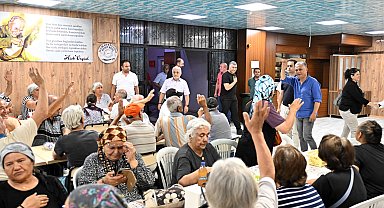 Antalya'da Başkan Uysal'dan anlamlı mesaj