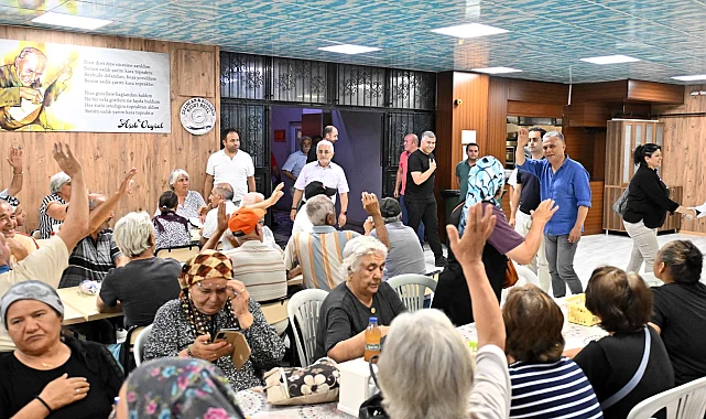Antalya'da Başkan Uysal'dan anlamlı mesaj