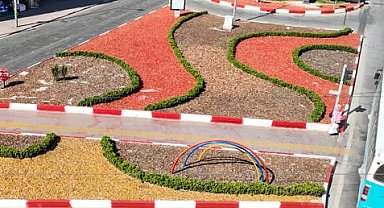 Antalya'da kurakçıl peyzajla hem tasarruf hem estetik sağlanıyor