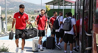 Antalyaspor Burdur'da kampa girdi