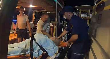 Araç yolu olmayan Kaleköy'de kalp krizi geçiren vatandaşa sahil güvenlik ekipleri yetişti