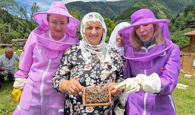 Artvin'de arıcılığı doğa turizmiyle birleştiren "apiturizm" faaliyetleri başladı