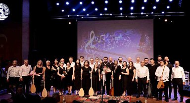 Atakum'da "Bağlama Dinletisi ve Solistler Geçidi"