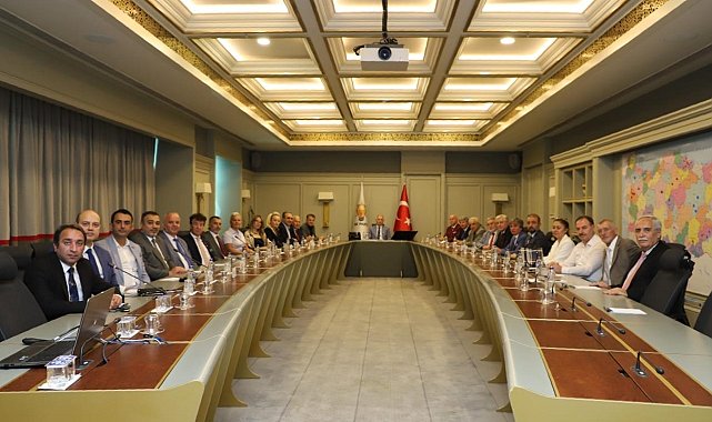 Atik: ''Vicdanlı çözümler üretecek kişilerle yol almalıyız''