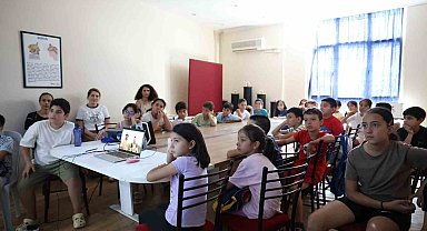 Aydın'da yaz tatili bilimle geçiyor
