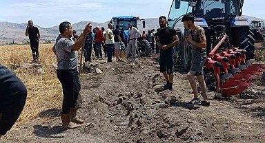 Aynı ilçede bir ekili arazi daha yandı