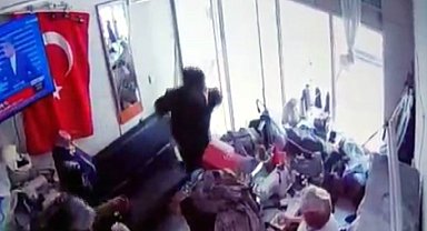 Baba-oğul kadın terzinin iş yerini basıp darp etti