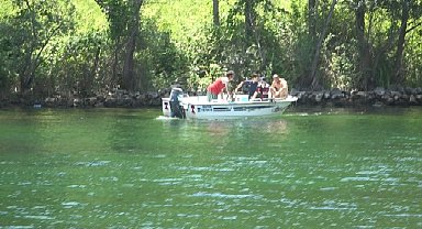 Bafra'da gölde hipotermi geçiren genç kurtarıldı