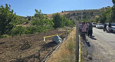 Bahçesinde kazı yaparken toprak altında kalan şahıs hayatını kaybetti