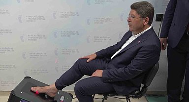 Bakan Tunç, ayak sağlığı muayenesi oldu