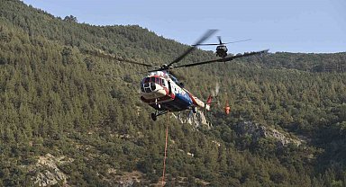 Balıkesir'de yangına müdahale sürüyor