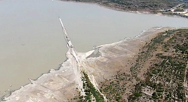 Barajlardaki düşüş Çeşme'yi vurdu
