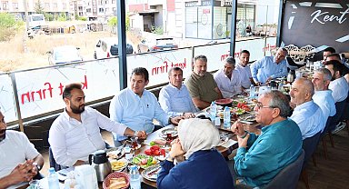 Başkan Büyükgöz Barış Mahallesi esnafıyla kahvaltıda buluştu