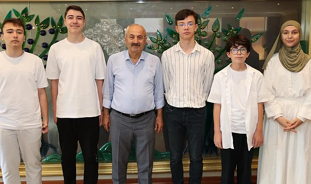 Başkan Büyükgöz LGS birincilerini ağırladı