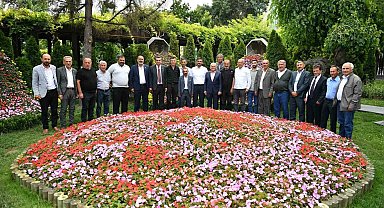 Başkan Büyükkılıç; Sarız'ın mahalle muhtarlarını büyükşehirde konuk etti