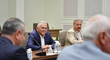Başkan Büyükkılıç'tan Melikgazi'de 'Yatırım Değerlendirme Toplantısı'