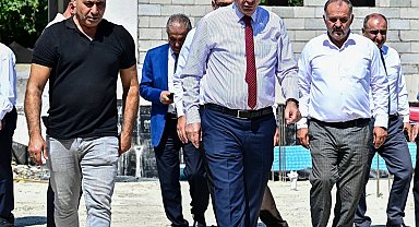 Başkan Geçit, köy evlerini inceledi