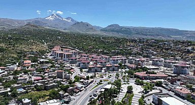 Başkan Özdoğan: "Hacılar'da konforlu ve güvenli yaşam için kararlılıkla çalışıyoruz"