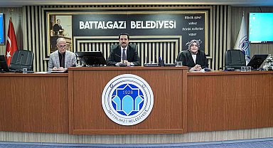 Başkan Taşkın: "Peygamberimize dil uzatanları şiddetle kınıyoruz"