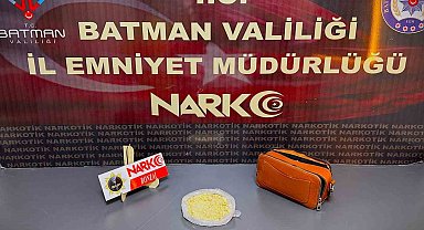 Batman'a hava yolu ile gelen yolcunun üzerinden uyuşturucu çıktı