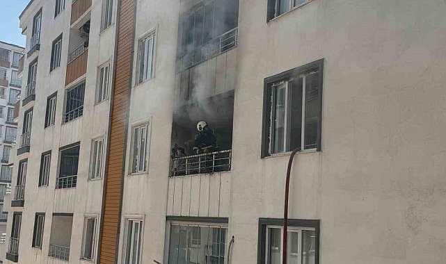 Batman'da apartmanda yangın paniği