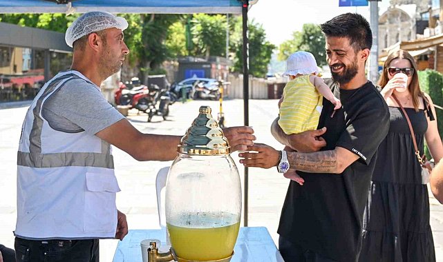 Beşiktaş'ta sıcak havalara karşı serinleme noktaları kuruldu