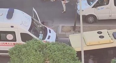 Beylikdüzü'nde yolun karşısına geçmek isteyen kadına araba çarptı