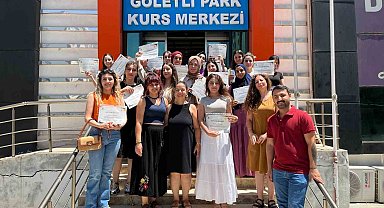 Bilgisayar eğitimlerini tamamlayan kadınlara sertifikaları verildi