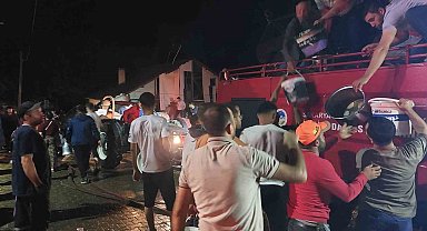 Bolu'da alevli gece: 12 yapı küle döndü