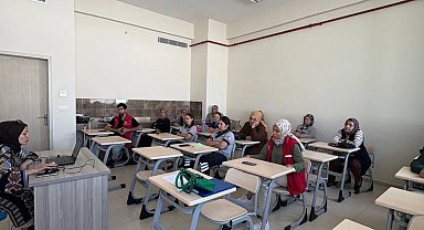 Bozkır'da finansal okuryazarlık ve aile değerleri eğitimi düzenlendi