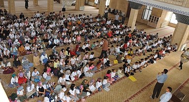Bulanık'ta 800 öğrenci camide buluştu