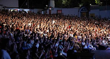 Bursa Festivali'nde Balkan rüzgârı