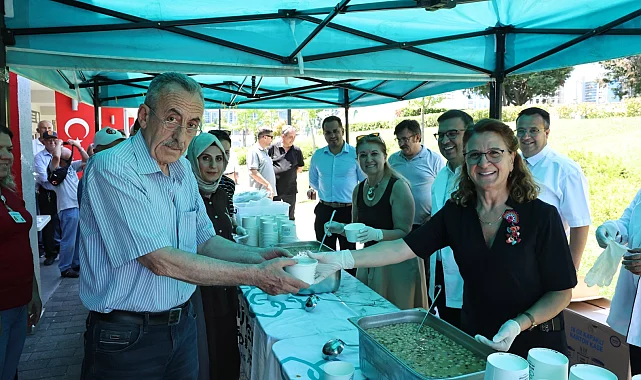 Bursa Nilüfer Belediyesi'nden şehit ve gazi yakınlarına aşure ikramı