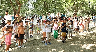 Bursa Nilüferli çocuklar yaz kütüphanesinde okula hazırlandı