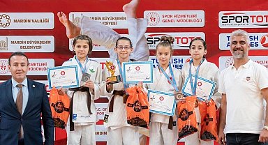 Bursa Osmangazili minik judocudan Türkiye ikinciliği
