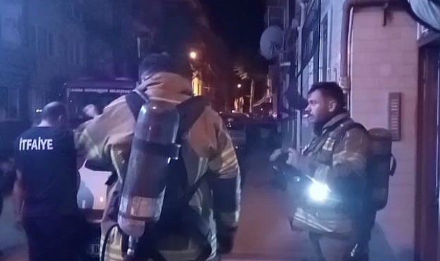 Bursa'da gece yarısı mahalleyi ayağa kaldıran yangın