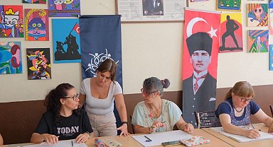 Büyükşehir'in yetişkinler için yaz resim kursları devam ediyor
