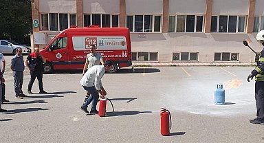 Çalışanlara yangın bilgilendirmesi