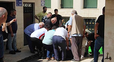 Cami şadırvanında ölü bulundu