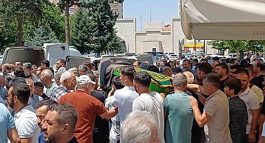 Camide öldürülen şahıs toprağa verildi